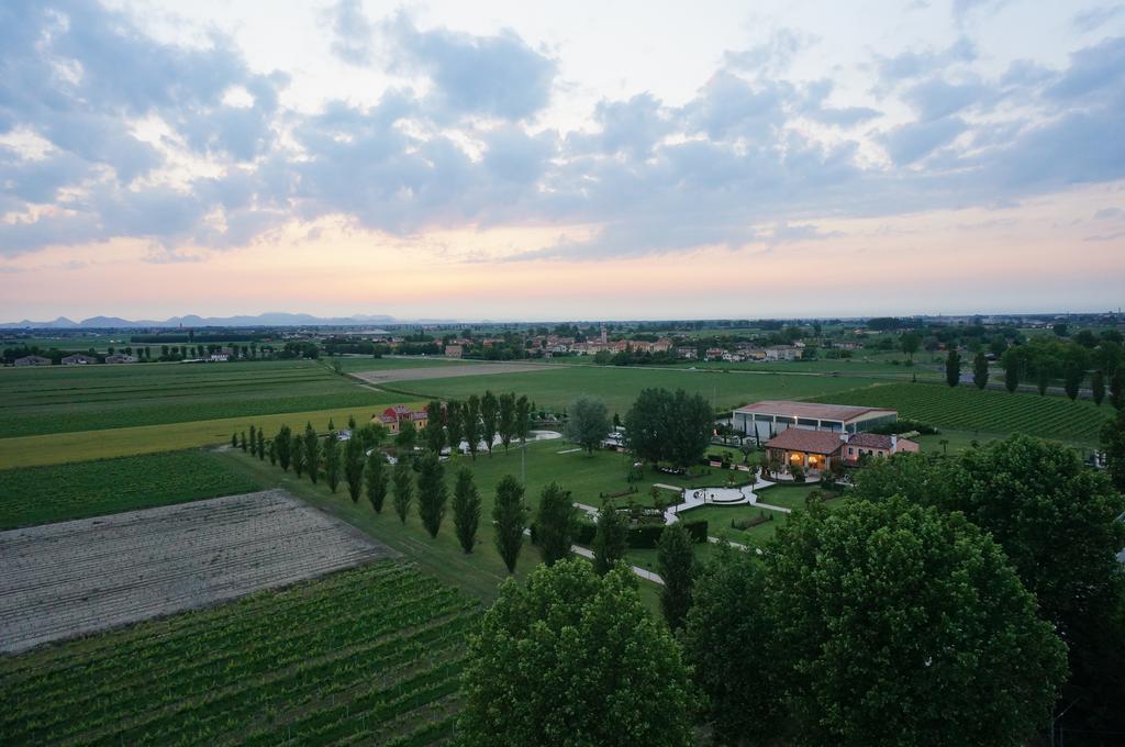 Agriturismo Fondo San Benedetto Correzzola Esterno foto